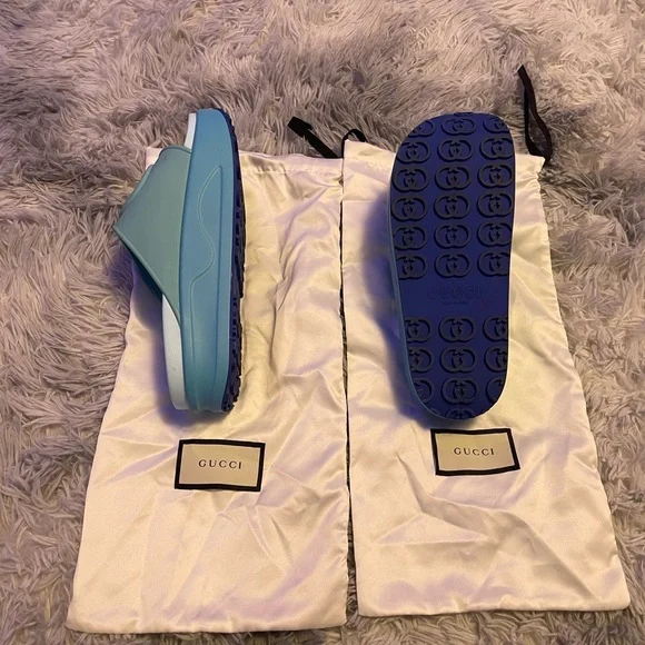 Gucci Blue Slide Sandals - Picture 4 of 4